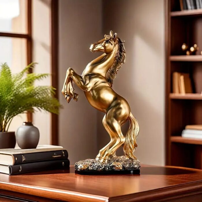Elegant Golden Horse Figurine – Luxury Desk Décor & Corporate Gift
